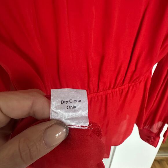 Parker 100% Silk Red V-Neck Long Sleeve Peplum Blouse, Open Back, Size M, EUC - Picture 5 of 7